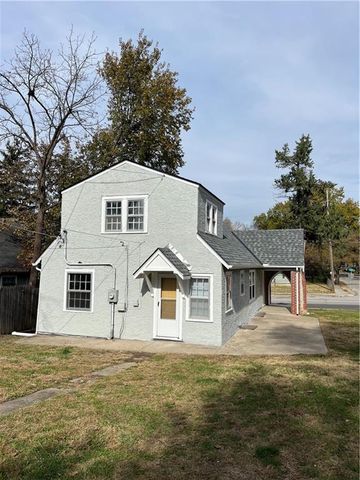 2819 E 63rd Street, Kansas City, MO 64130