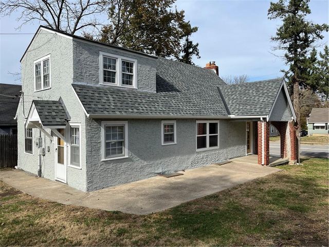 2819 E 63rd Street, Kansas City, MO 64130