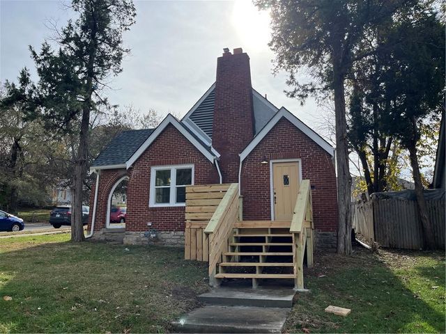 2819 E 63rd Street, Kansas City, MO 64130