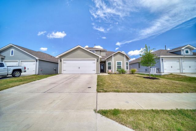 10852 Copper Hills Lane, Fort Worth, TX 76108