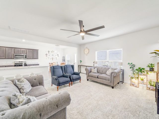10852 Copper Hills Lane, Fort Worth, TX 76108