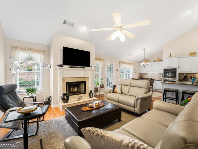 4543 Austin Hills Drive, Suwanee, GA 30024