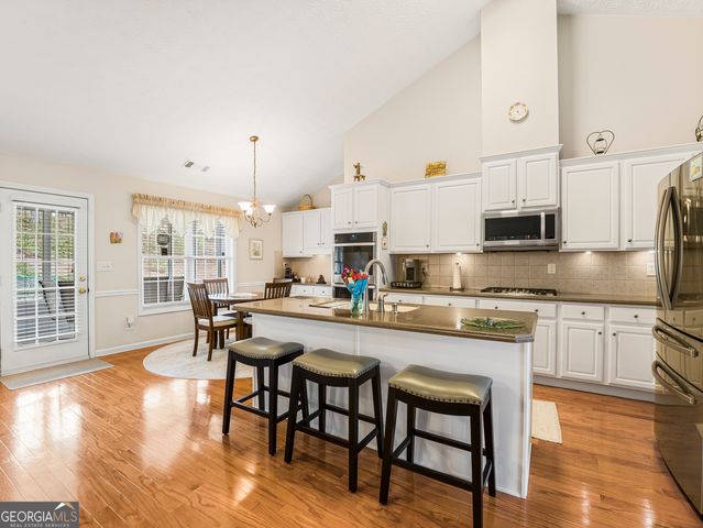 4543 Austin Hills Drive, Suwanee, GA 30024