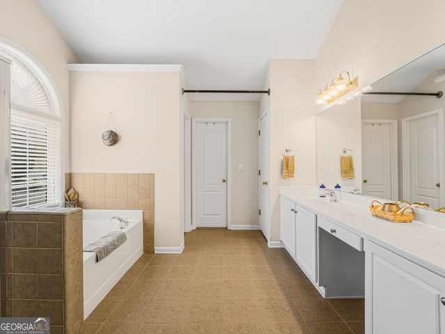 4543 Austin Hills Drive, Suwanee, GA 30024