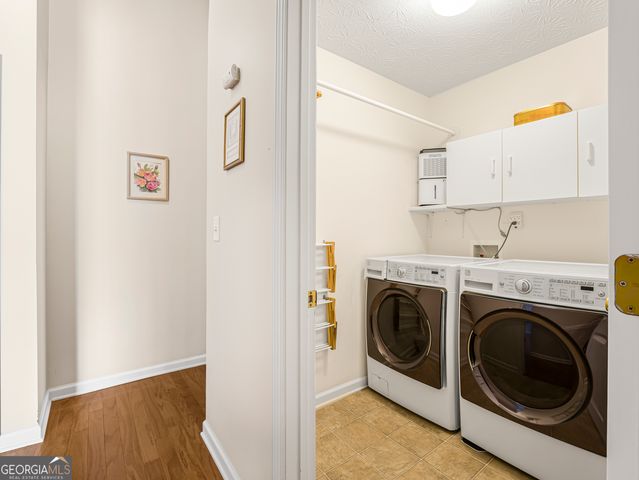 4543 Austin Hills Drive, Suwanee, GA 30024