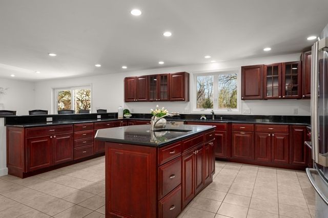 41 Merrimac St, Woburn, MA 01801