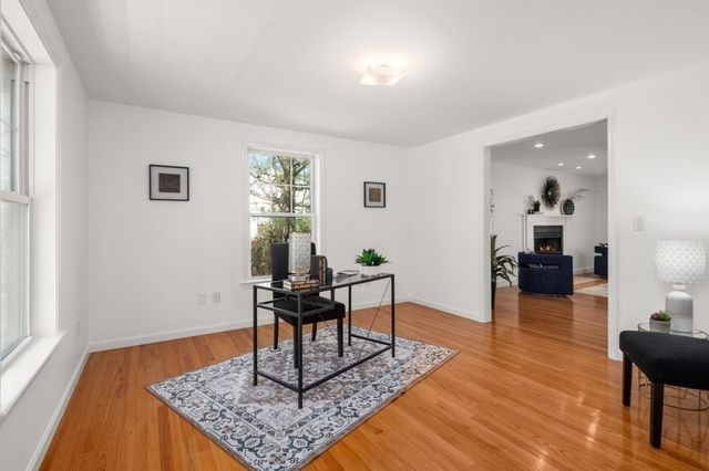 41 Merrimac St, Woburn, MA 01801