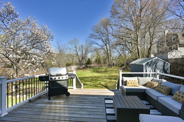 41 Merrimac St, Woburn, MA 01801