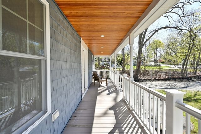 41 Merrimac St, Woburn, MA 01801