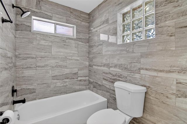 1484 AVLEIGH CIRCLE, Orlando, FL 32824