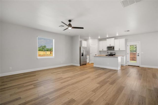 12017 SW 30 Street, Yukon, OK 73099