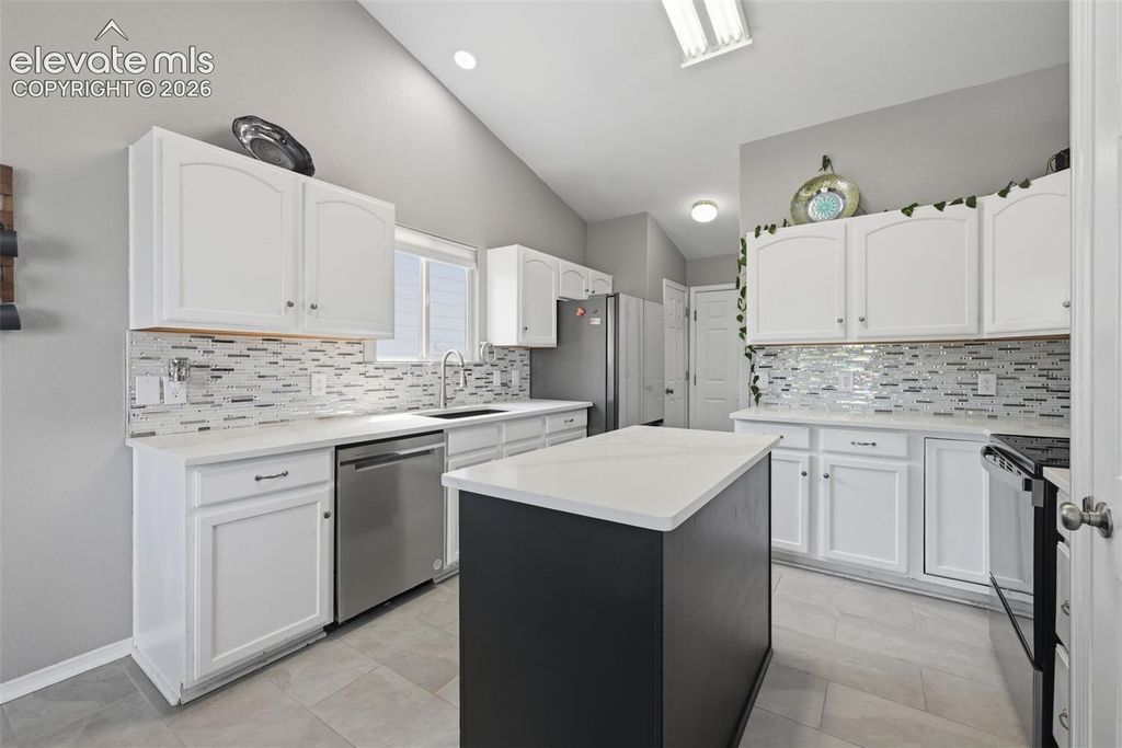 8929 Celebrity Court, Fountain, CO 80817 — photo 2