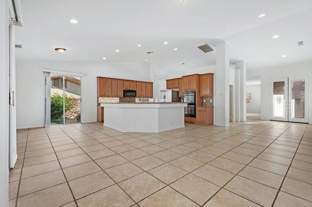 109 Clearwater Way, Rancho Mirage, CA 92270
