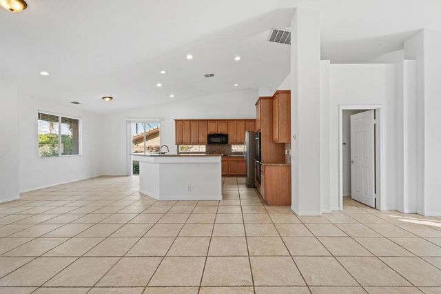 109 Clearwater Way, Rancho Mirage, CA 92270