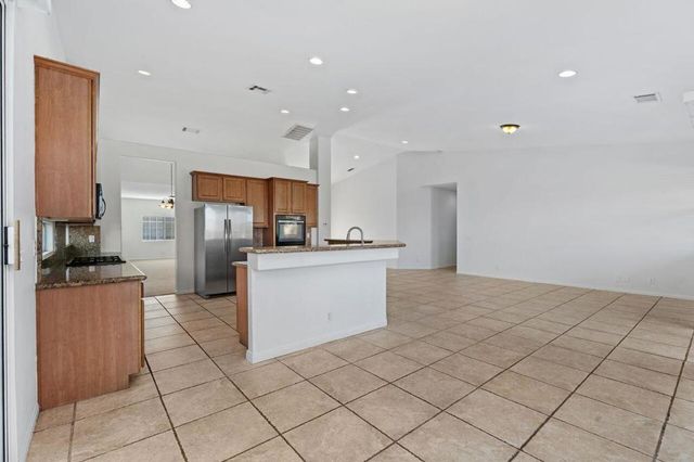 109 Clearwater Way, Rancho Mirage, CA 92270