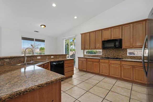 109 Clearwater Way, Rancho Mirage, CA 92270