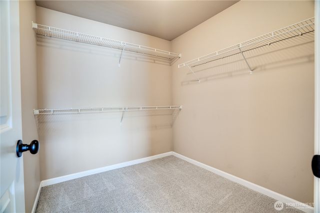5913 164th Avenue Ct E, Sumner, WA 98390