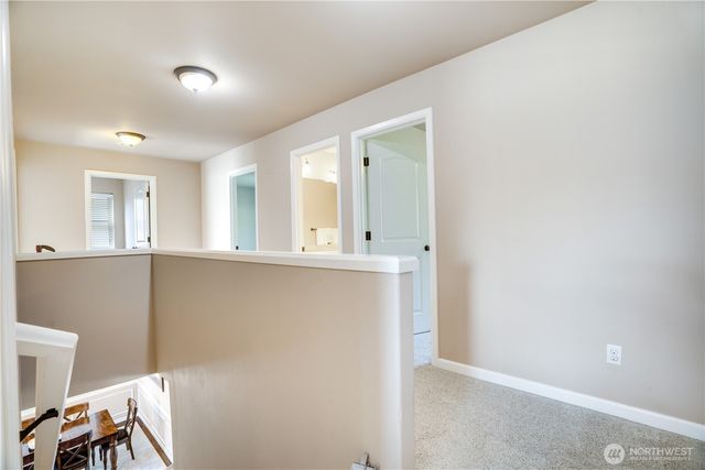 5913 164th Avenue Ct E, Sumner, WA 98390