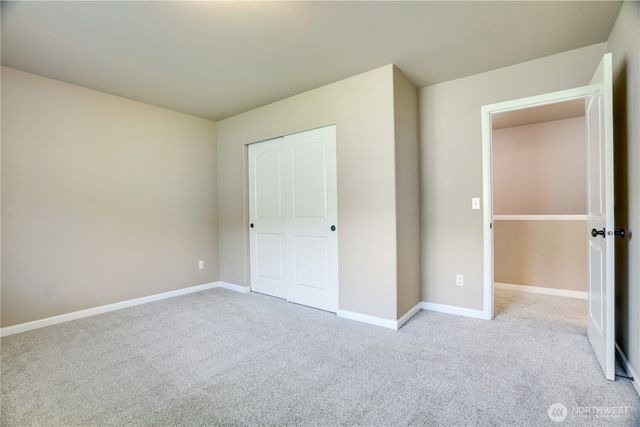 5913 164th Avenue Ct E, Sumner, WA 98390
