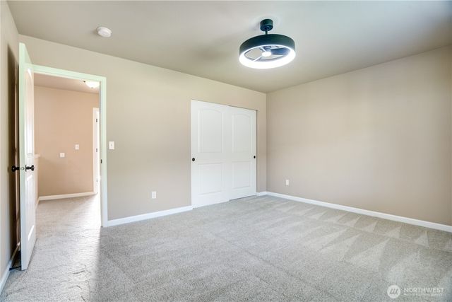 5913 164th Avenue Ct E, Sumner, WA 98390