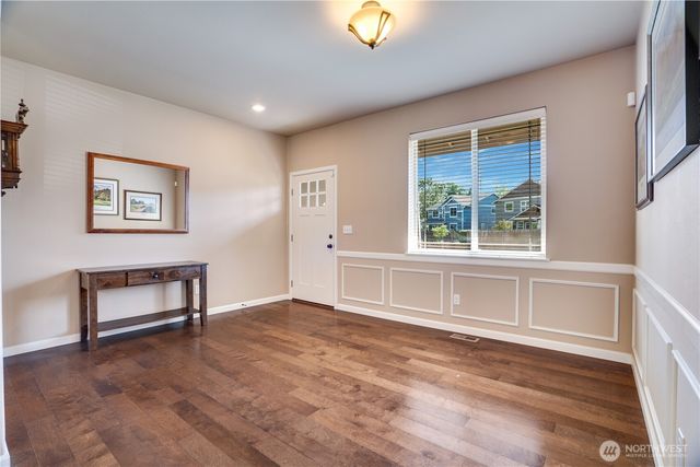 5913 164th Avenue Ct E, Sumner, WA 98390