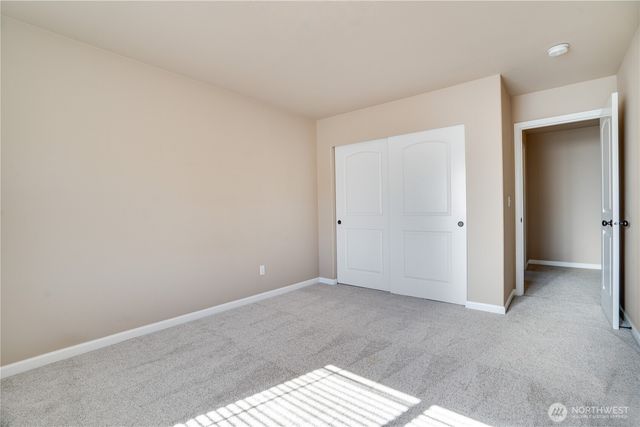 5913 164th Avenue Ct E, Sumner, WA 98390
