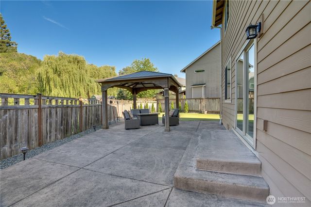 5913 164th Avenue Ct E, Sumner, WA 98390