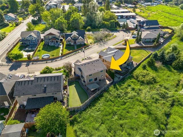 5913 164th Avenue Ct E, Sumner, WA 98390