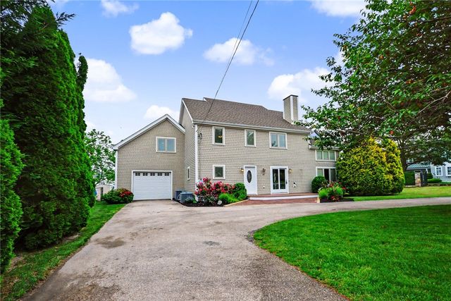 20 Roxbury Road, Narragansett, RI 02882