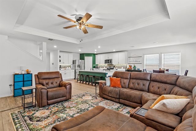 2101 Winding Creek Way, Denton, TX 76208