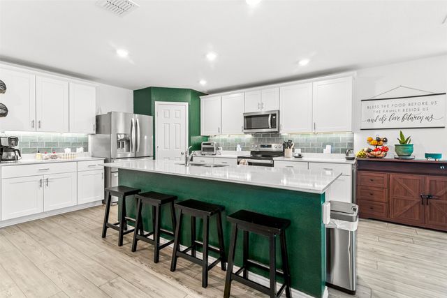 2101 Winding Creek Way, Denton, TX 76208