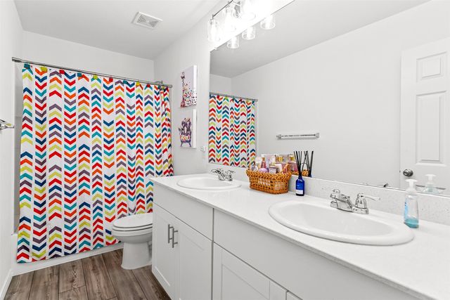 2101 Winding Creek Way, Denton, TX 76208