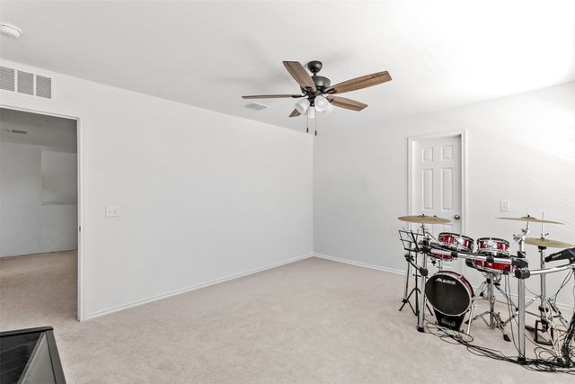 2101 Winding Creek Way, Denton, TX 76208