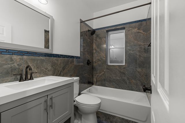 6407 S Paulina Street, Chicago, IL 60636