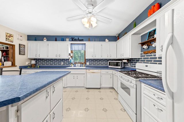 23334 Church ROAD, Kansasville, WI 53139
