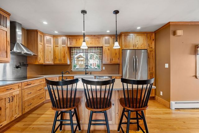 145 Forest St, Haverhill, MA 01832