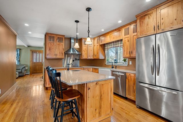 145 Forest St, Haverhill, MA 01832