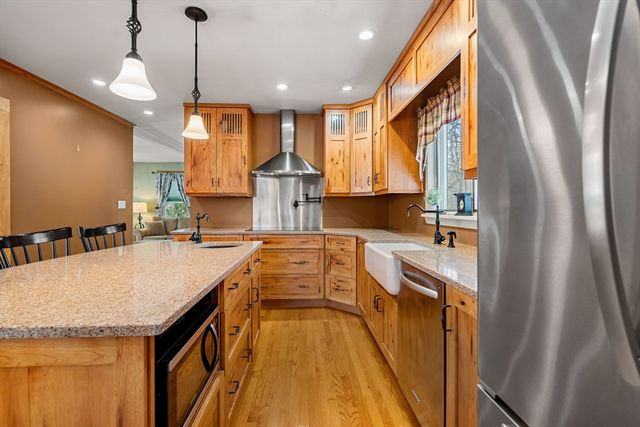 145 Forest St, Haverhill, MA 01832