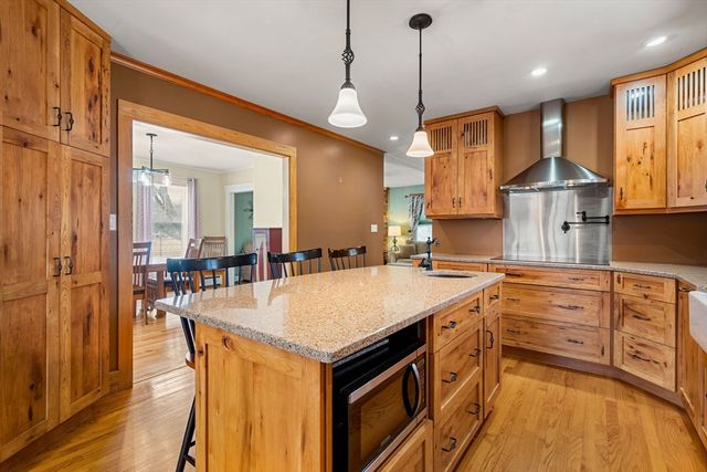 145 Forest St, Haverhill, MA 01832