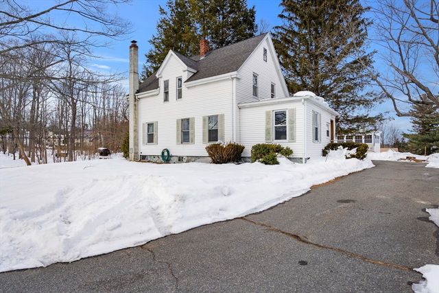 145 Forest St, Haverhill, MA 01832