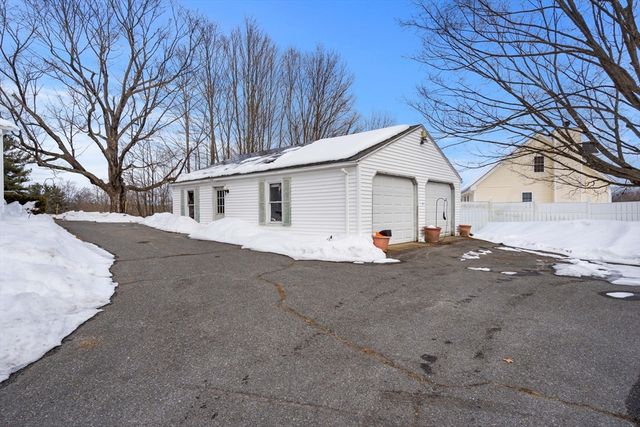 145 Forest St, Haverhill, MA 01832