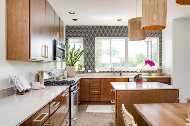 5337 Sendero Hills PKWY, Austin, TX 78724