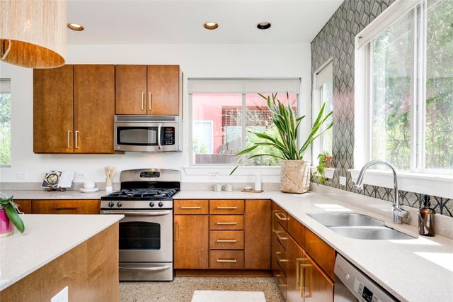 5337 Sendero Hills PKWY, Austin, TX 78724
