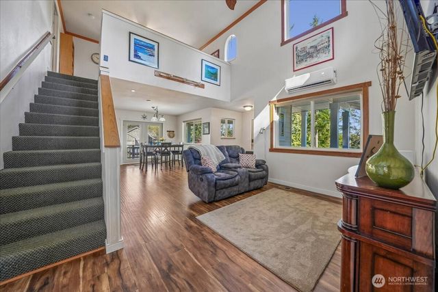 10520 100th Street Ct, Anderson Island, WA 98303