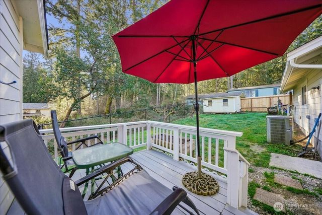 10520 100th Street Ct, Anderson Island, WA 98303
