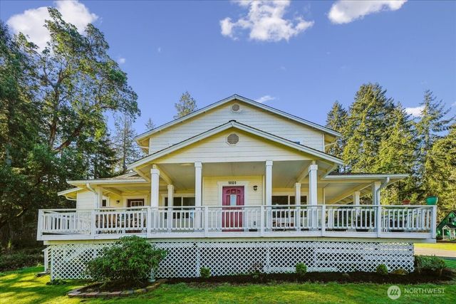 10520 100th Street Ct, Anderson Island, WA 98303
