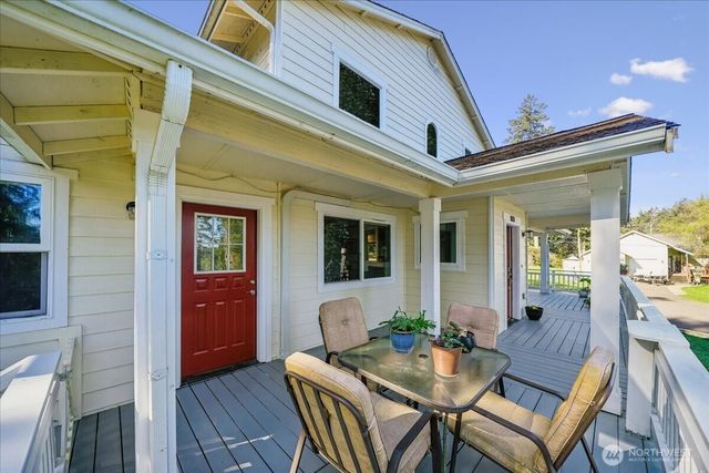 10520 100th Street Ct, Anderson Island, WA 98303