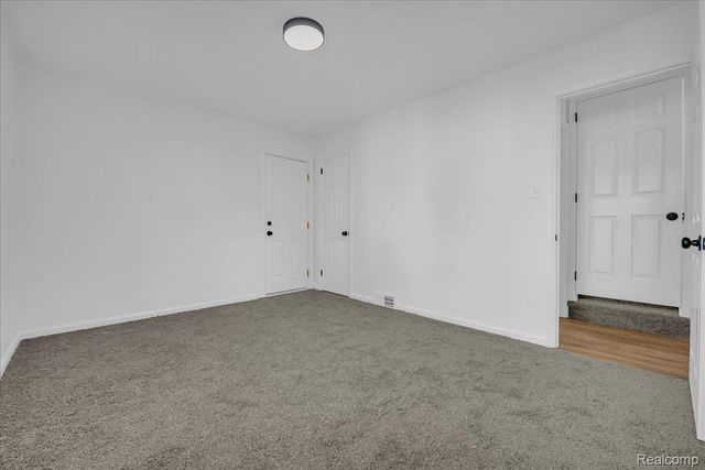 16546 Sussex St, Detroit, MI 48235