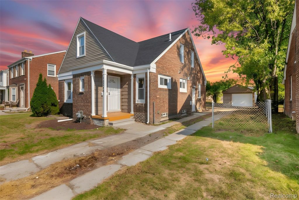 16546 Sussex St, Detroit, MI 48235
