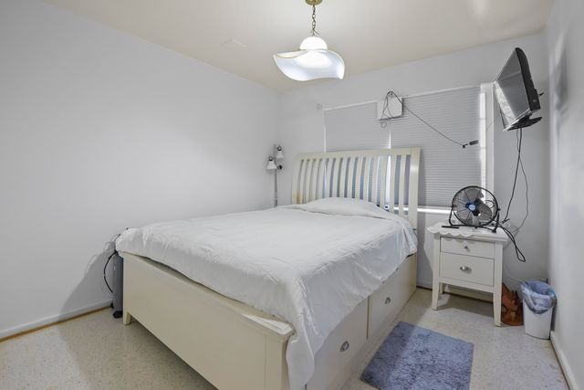 1737 N 14th Avenue N, Lake Worth Beach, FL 33460